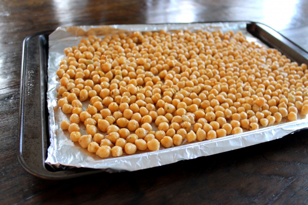 These Spicy Garlic Thyme Roasted Chickpeas are a healthy, tasty snack you won't be able to get enough of!