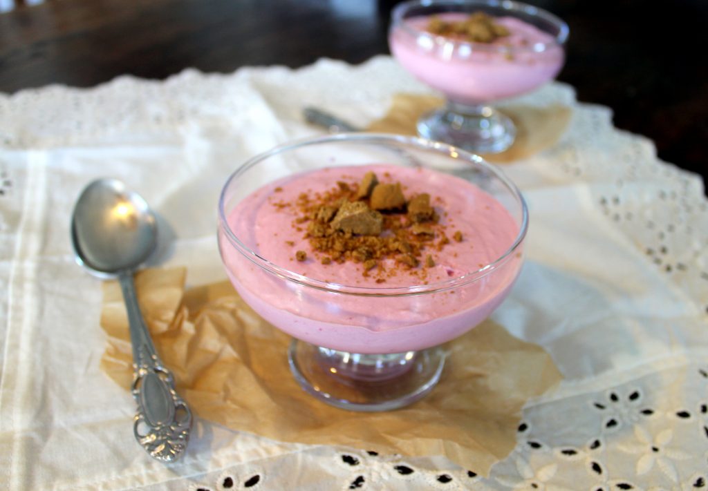 A recipe for a rich and cream Blackberry Mousse with Gingersnap Crumbs made with fresh blackberries.