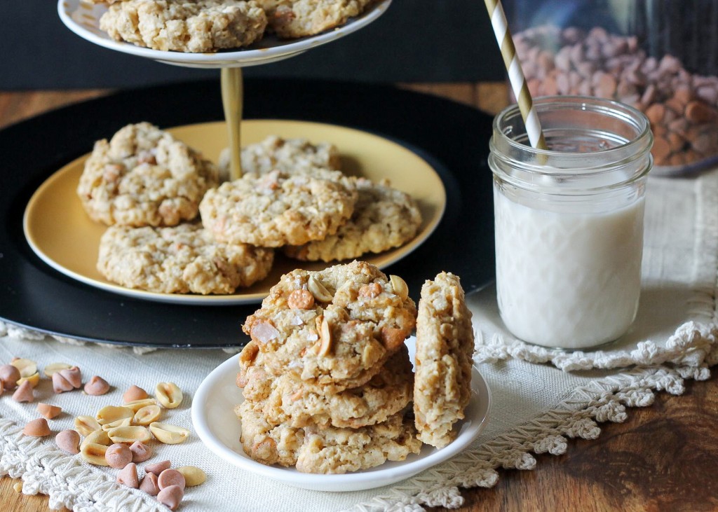 These Salted Peanut Oatmeal Butterscotch Cookies are studded with roasted peanuts, butterscotch chips, and sprinkled with flaky sea salt! These cookies are a must have!! #Recipe from Bakerita.com