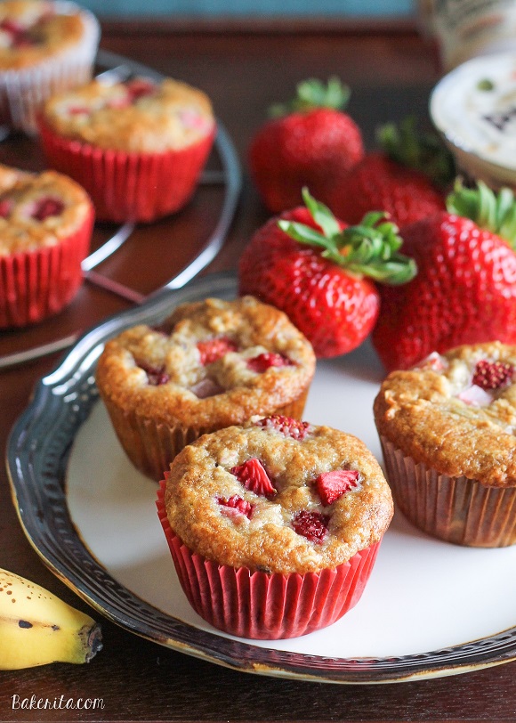 newStrawberry-Banana-Muffins-2